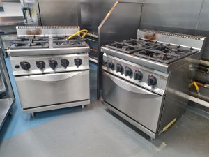 Bertos 4 Ring Cooker - Natural Gas